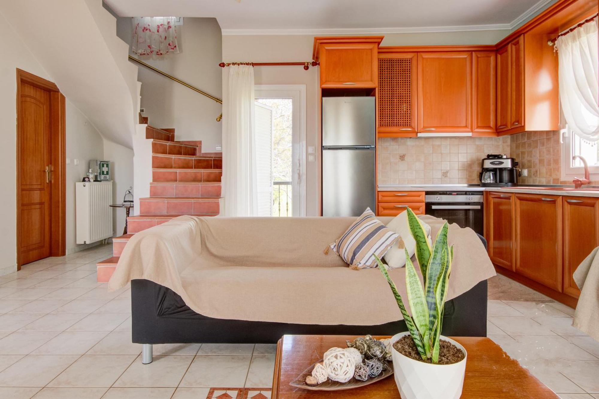 Private 6-Bdrm Villa With Garden 150M To Beach ปาราดิซอส ภายนอก รูปภาพ